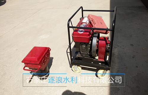  利用防汛氣動打樁機(jī)全力以赴，做好各個工地打樁需求